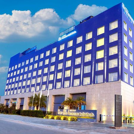 The Elite Narasapura, A Member Of Radisson Individuals Otel Dış mekan fotoğraf