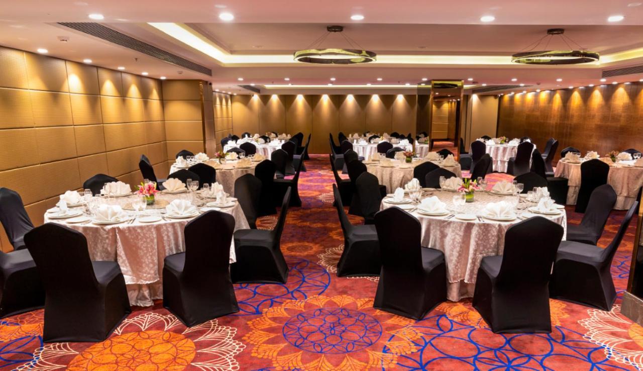 The Elite Narasapura, A Member Of Radisson Individuals Otel Dış mekan fotoğraf