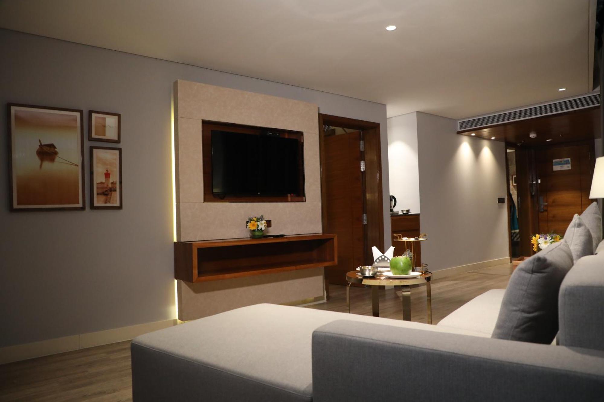 The Elite Narasapura, A Member Of Radisson Individuals Otel Dış mekan fotoğraf